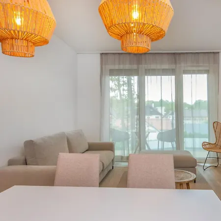 Platan Apartman By Hellobalatonlelle *