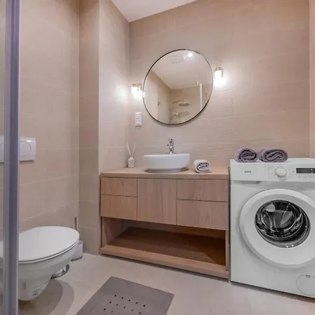 Διαμέρισμα Platan Apartman By Hellobalatonlelle *