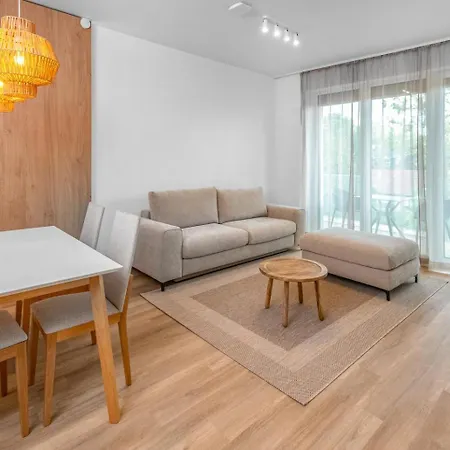 Διαμέρισμα Platan Apartman By Hellobalatonlelle