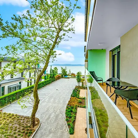 Διαμέρισμα Platan Apartman By Hellobalatonlelle Balatonboglár